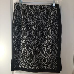 Worthington Black and White Pencil Skirt
